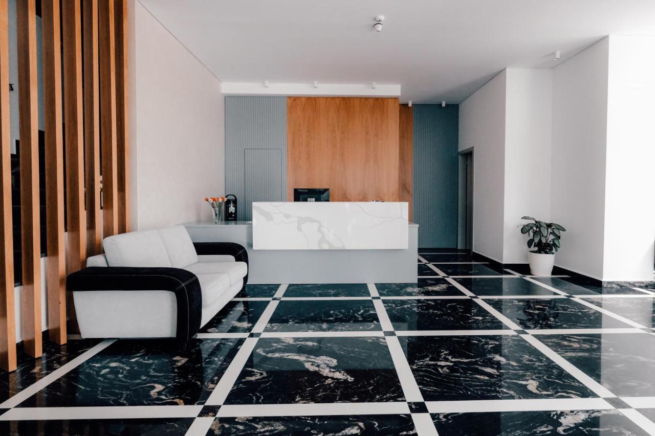 El Primero Hotel ساراندا المظهر الخارجي الصورة