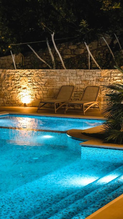 El Primero Hotel ساراندا المظهر الخارجي الصورة